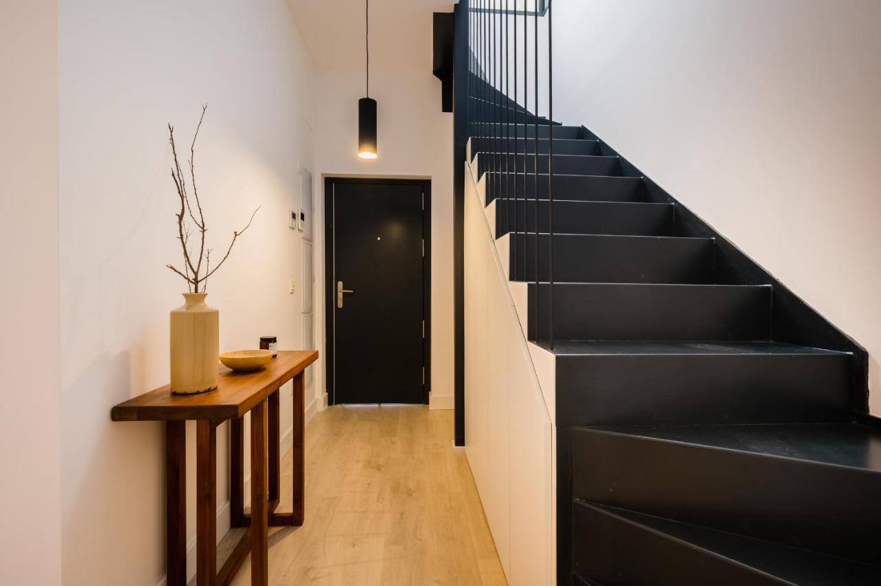 شقة Stylish Designer Duplex-3Beds 2Baths-Puerta Carmona Centro إشبيلية المظهر الخارجي الصورة
