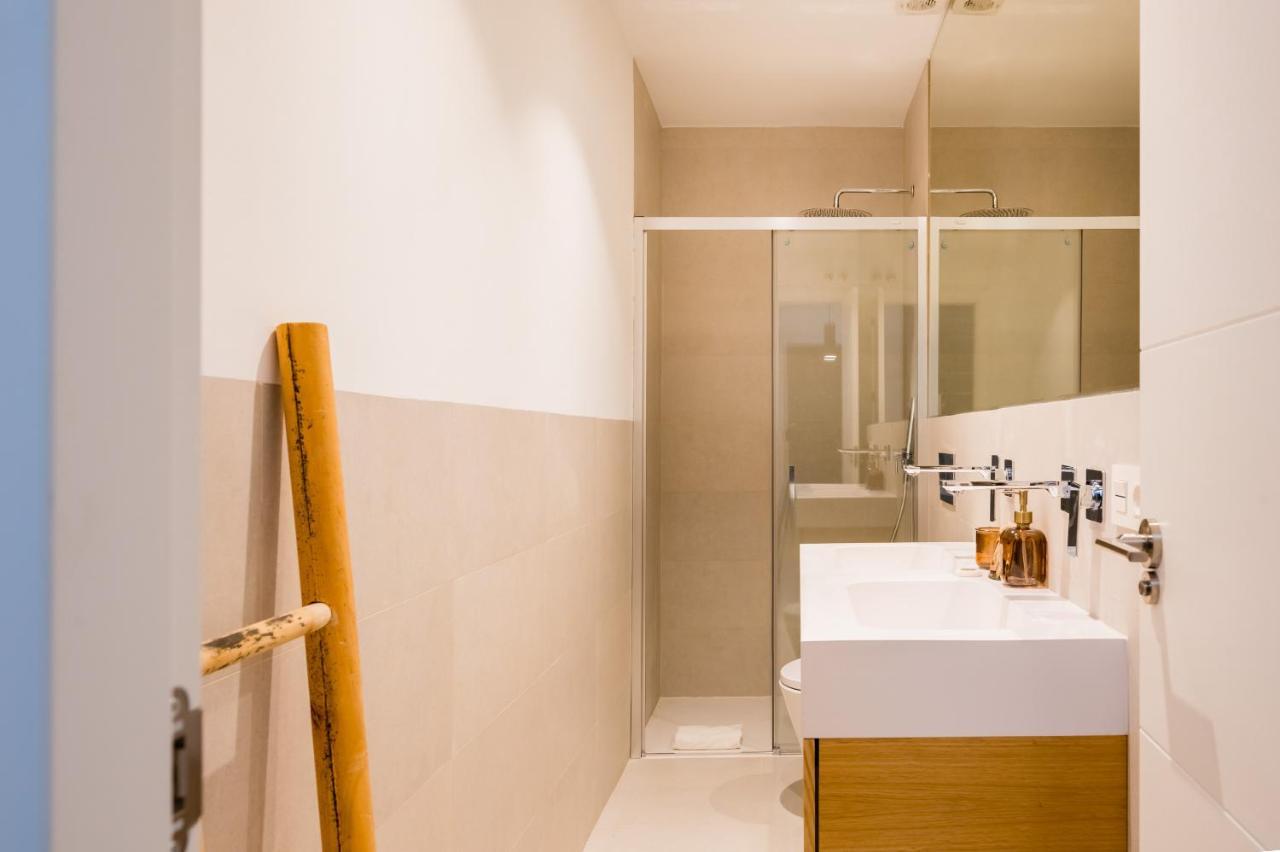 شقة Stylish Designer Duplex-3Beds 2Baths-Puerta Carmona Centro إشبيلية المظهر الخارجي الصورة